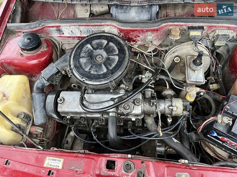 Хетчбек ВАЗ / Lada 2109 1993 в Коломиї фото 10 Хетчбек ВАЗ / Lada 2109 1993 в Коломиї