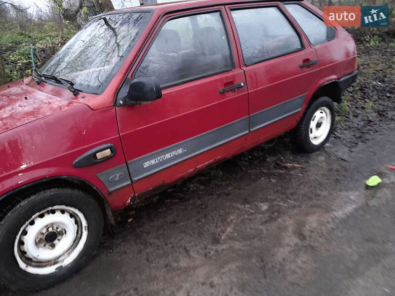 Хетчбек ВАЗ / Lada 2109 1990 в Рівному