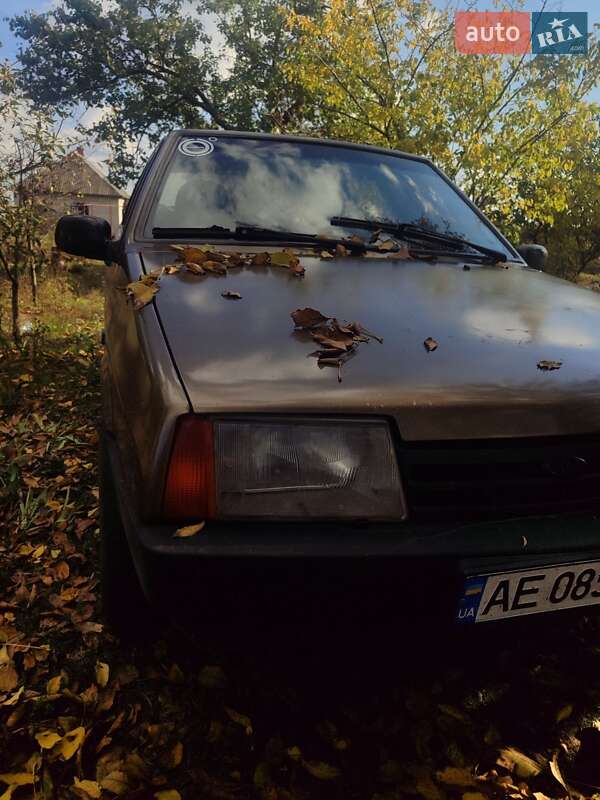 Хэтчбек ВАЗ / Lada 2109 1999 в Днепре фото 2 Хэтчбек ВАЗ / Lada 2109 1999 в Днепре