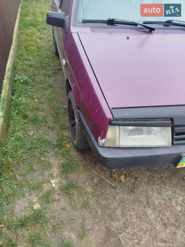 Хетчбек ВАЗ / Lada 2109 1996 в Луцьку