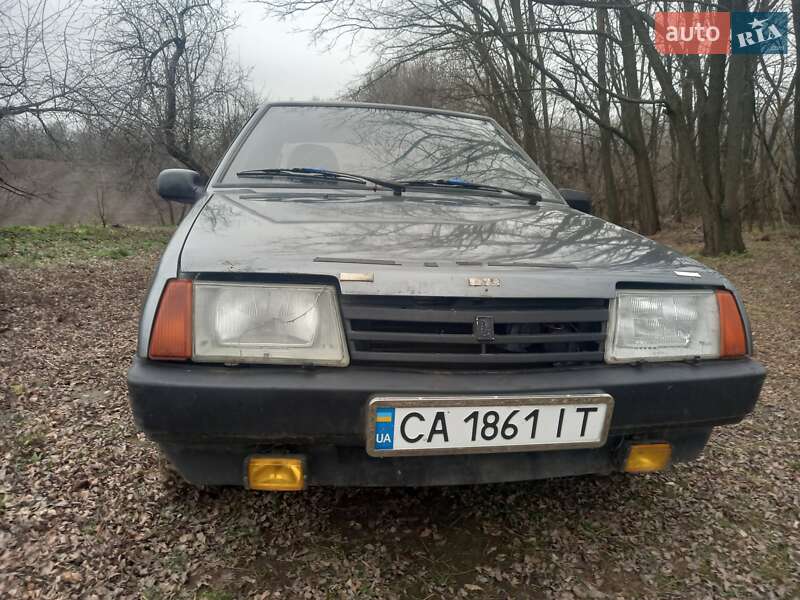 Хэтчбек ВАЗ / Lada 2109 2002 в Маньковке фото 2 Хэтчбек ВАЗ / Lada 2109 2002 в Маньковке