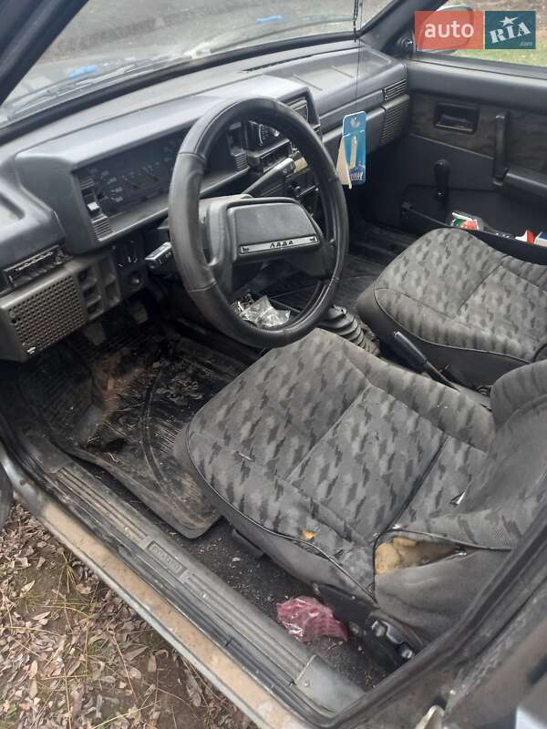 Хэтчбек ВАЗ / Lada 2109 2002 в Маньковке фото 8 Хэтчбек ВАЗ / Lada 2109 2002 в Маньковке