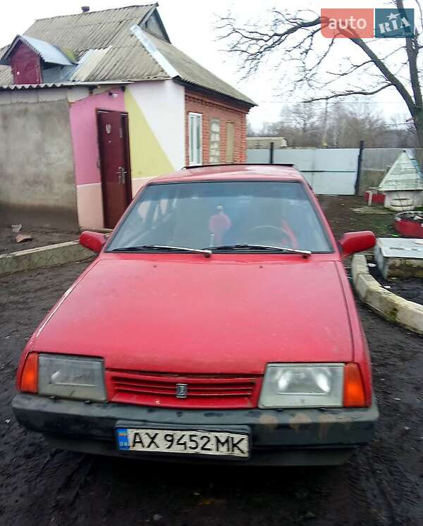 Хэтчбек ВАЗ / Lada 2109 1990 в Краснограде