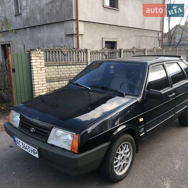 Хэтчбек ВАЗ / Lada 2109 1991 в Владимире фото 9 Хэтчбек ВАЗ / Lada 2109 1991 в Владимире