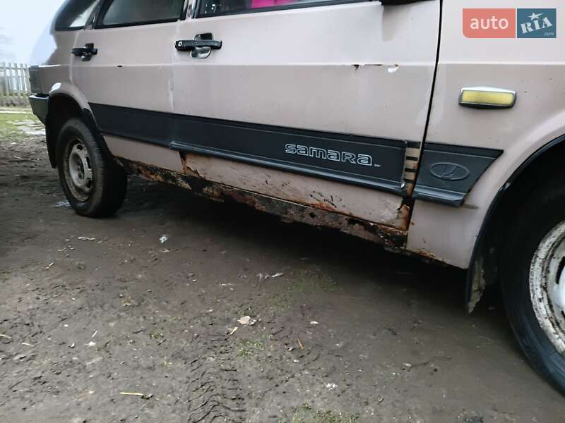 Хэтчбек ВАЗ / Lada 2109 1992 в Львове фото 8 Хэтчбек ВАЗ / Lada 2109 1992 в Львове