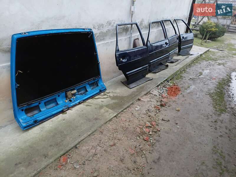 Хэтчбек ВАЗ / Lada 2109 1992 в Львове фото 21 Хэтчбек ВАЗ / Lada 2109 1992 в Львове