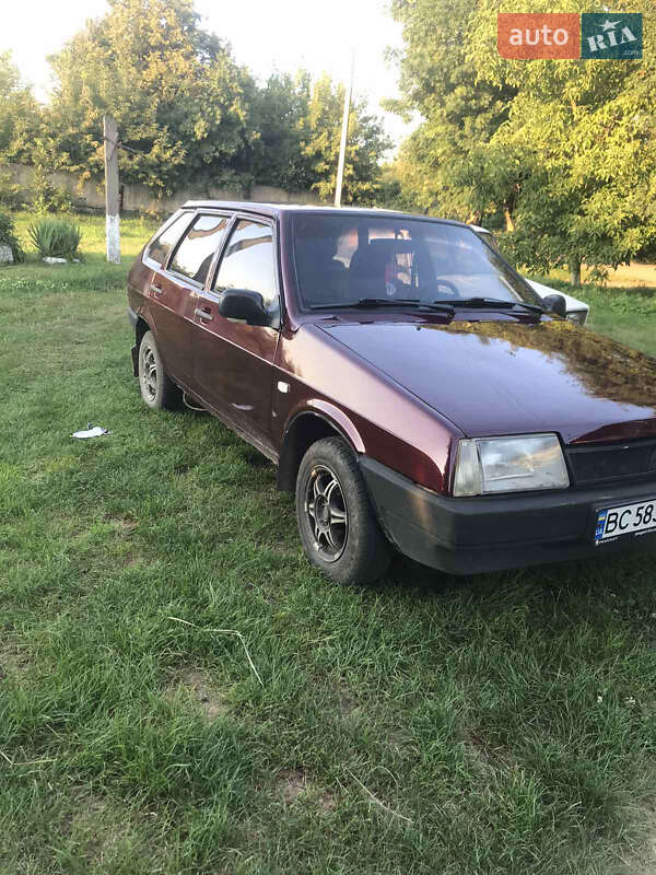 Хэтчбек ВАЗ / Lada 2109 1993 в Львове фото 2 Хэтчбек ВАЗ / Lada 2109 1993 в Львове