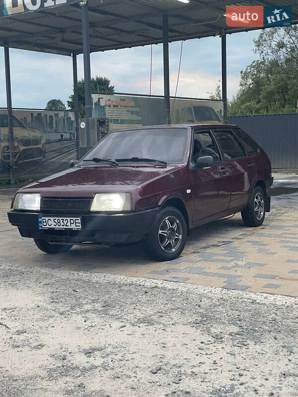 Хэтчбек ВАЗ / Lada 2109 1993 в Львове фото 3 Хэтчбек ВАЗ / Lada 2109 1993 в Львове