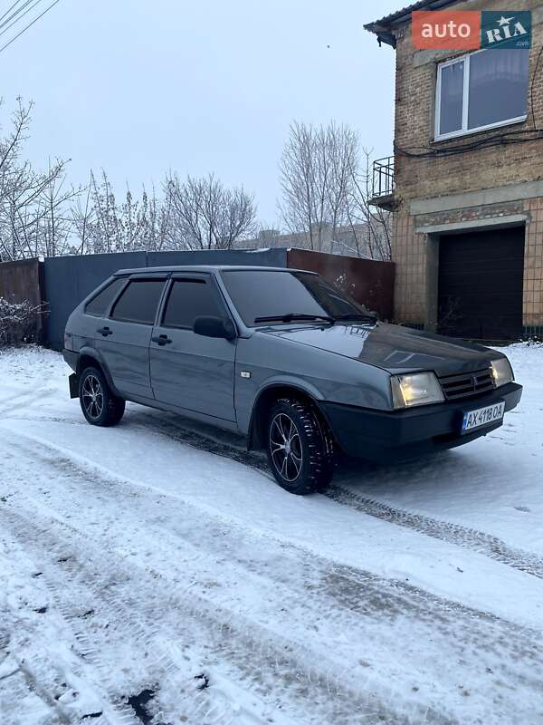 Хетчбек ВАЗ / Lada 2109 2004 в Харкові