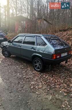 Хетчбек ВАЗ / Lada 2109 2004 в Харкові