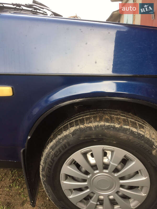 Хэтчбек ВАЗ / Lada 2109 2003 в Тернополе