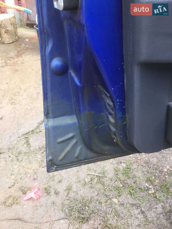 Хэтчбек ВАЗ / Lada 2109 2003 в Тернополе