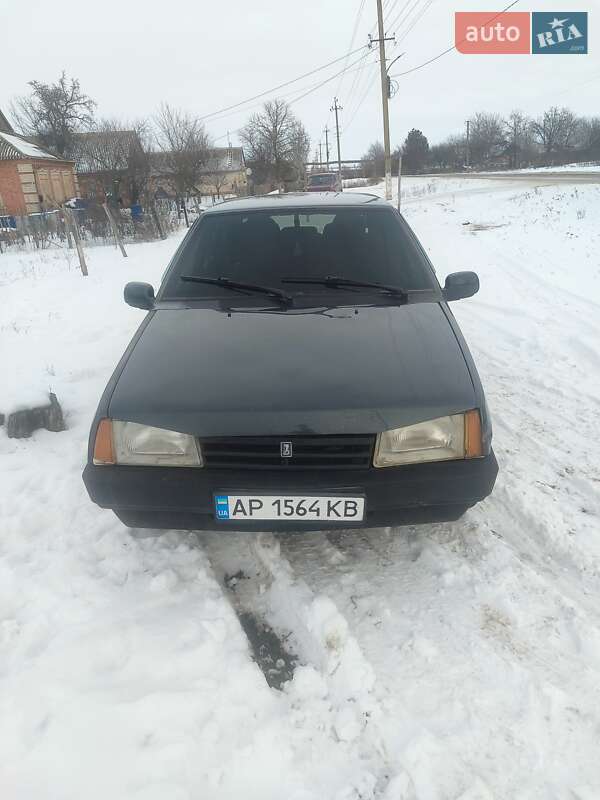 Хэтчбек ВАЗ / Lada 2109 2002 в Запорожье фото Хэтчбек ВАЗ / Lada 2109 2002 в Запорожье