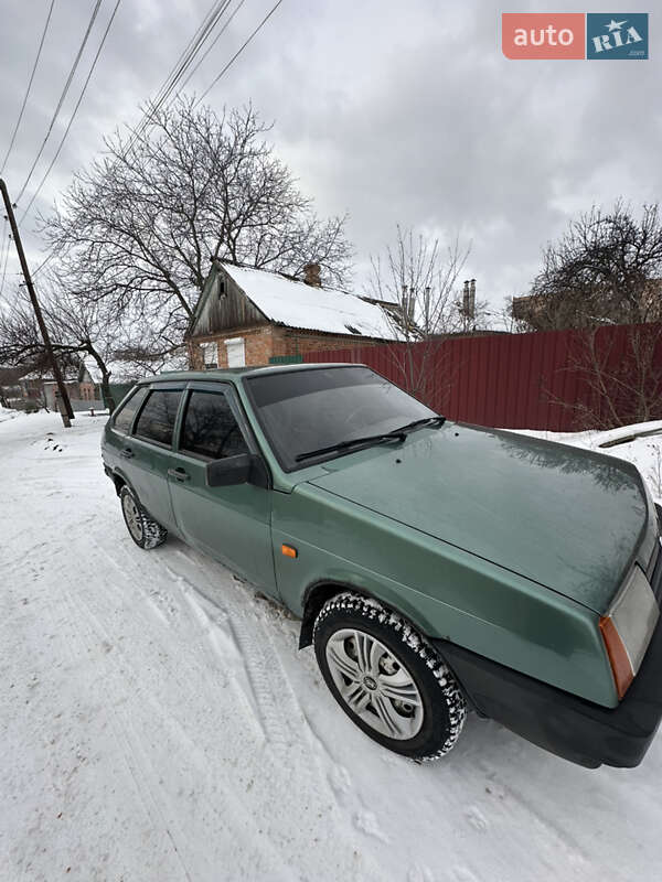 Хэтчбек ВАЗ / Lada 2109 2008 в Славянске