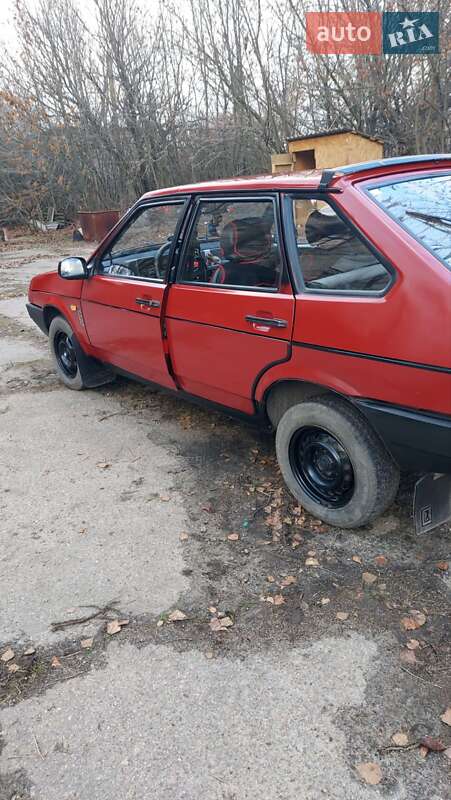 Хэтчбек ВАЗ / Lada 2109 1993 в Житомире