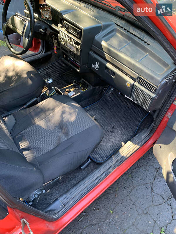 Хэтчбек ВАЗ / Lada 2109 1997 в Белзе