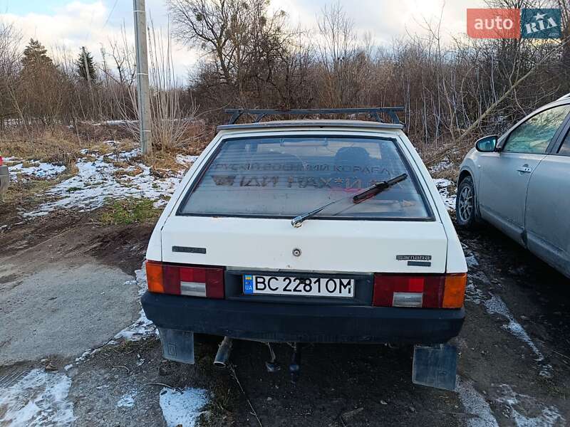 Хэтчбек ВАЗ / Lada 2109 1992 в Стрые фото 8 Хэтчбек ВАЗ / Lada 2109 1992 в Стрые