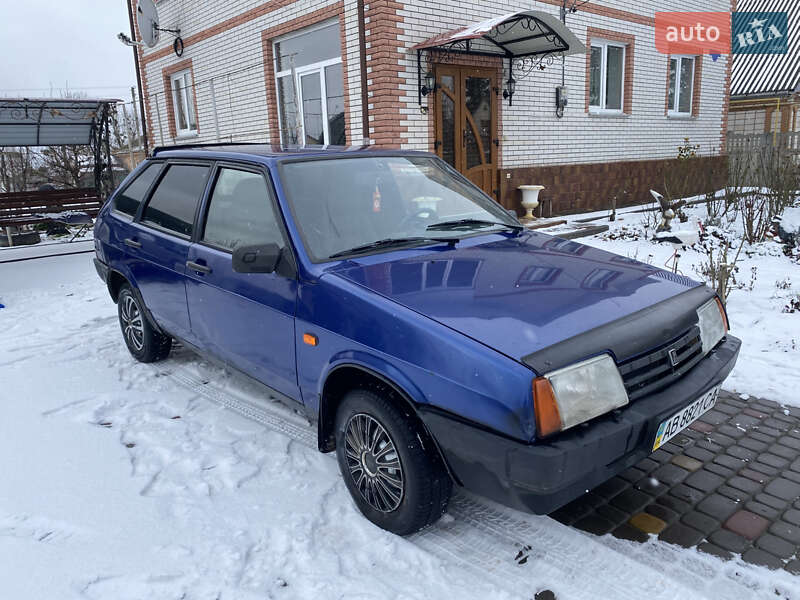 Хетчбек ВАЗ / Lada 2109 2002 в Калинівці