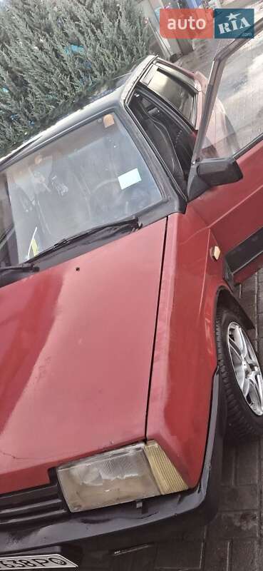 Хэтчбек ВАЗ / Lada 2109 1992 в Одессе