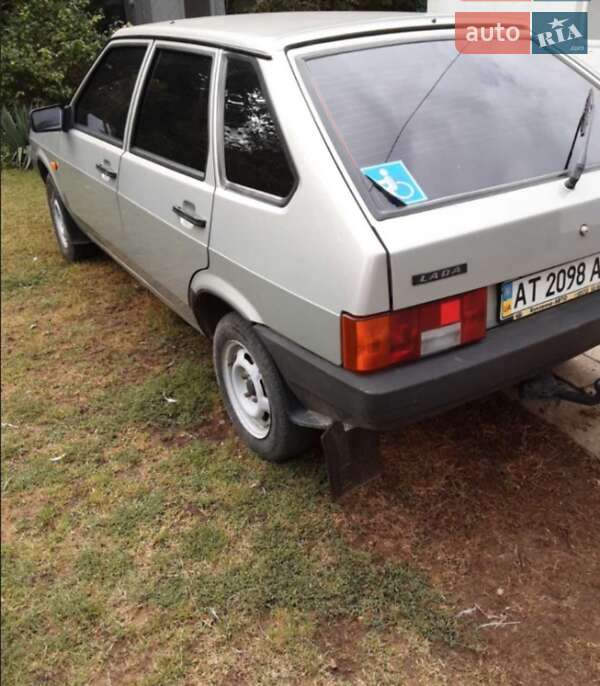 Хетчбек ВАЗ / Lada 2109 2008 в Івано-Франківську