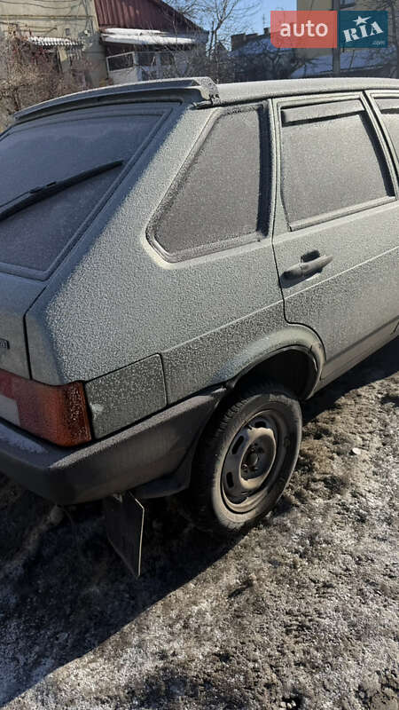 Хэтчбек ВАЗ / Lada 2109 2008 в Луцке