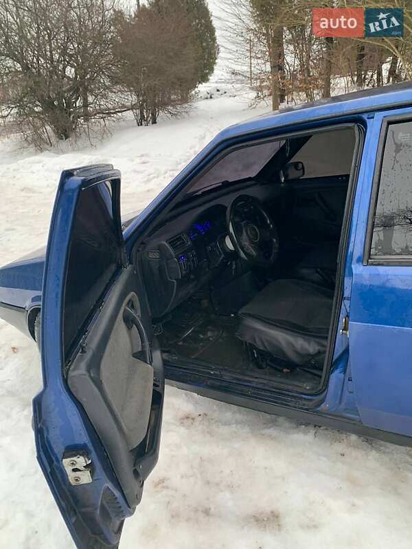 Хэтчбек ВАЗ / Lada 2109 2007 в Перемышлянах