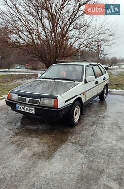 Хэтчбек ВАЗ 2109 1988 в Изюме