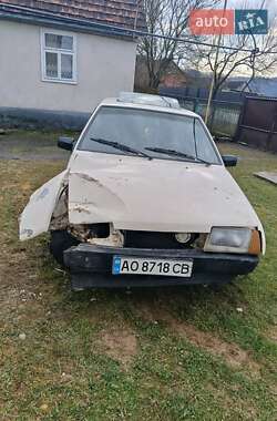 Хетчбек ВАЗ 2109 1991 в Хусті