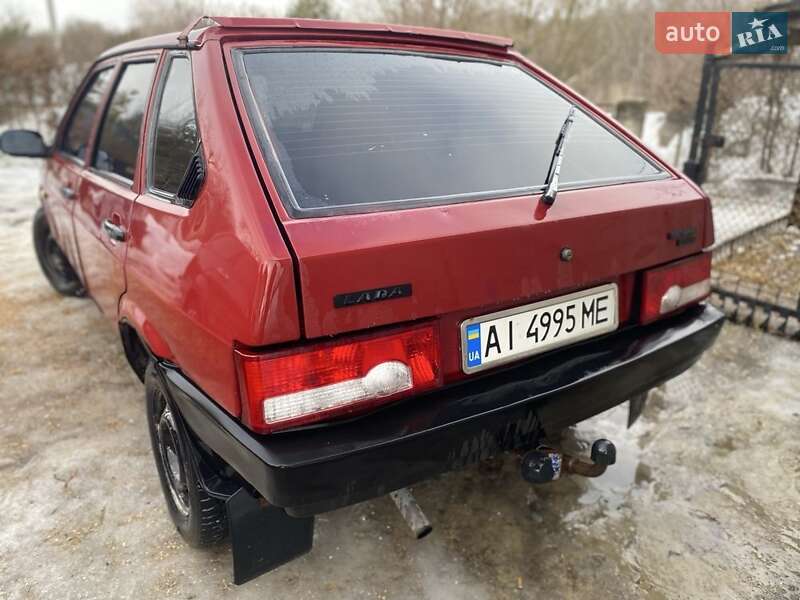 Хэтчбек ВАЗ / Lada 2109 1992 в Тернополе фото 3 Хэтчбек ВАЗ / Lada 2109 1992 в Тернополе