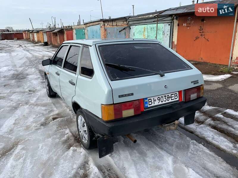 Хэтчбек ВАЗ / Lada 2109 1992 в Полтаве фото 13 Хэтчбек ВАЗ / Lada 2109 1992 в Полтаве