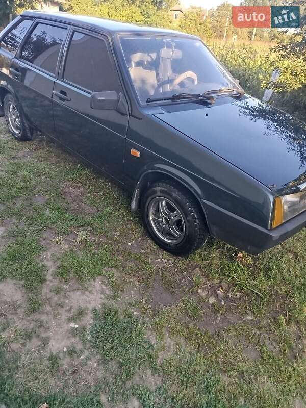 Хэтчбек ВАЗ / Lada 2109 2005 в Бучаче