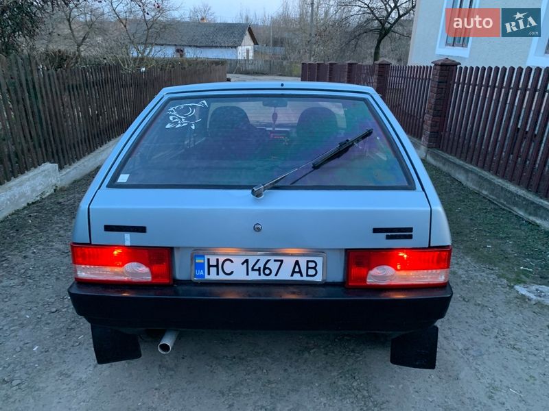 Хэтчбек ВАЗ / Lada 2109 2002 в Каменке-Бугской