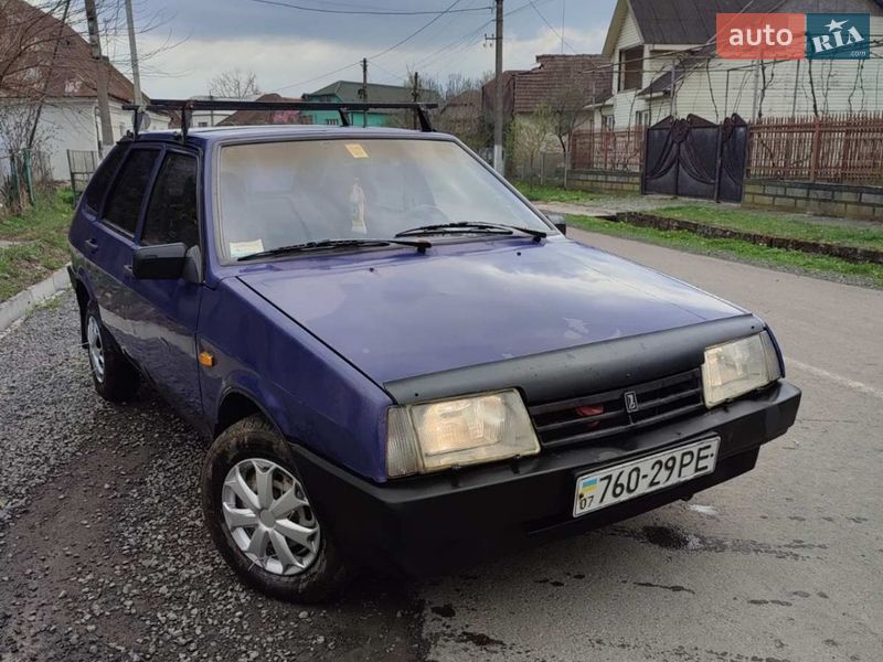 Хетчбек ВАЗ / Lada 2109 1999 в Мукачевому