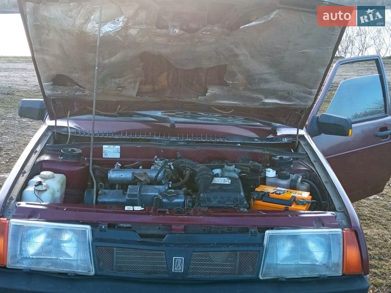 Хэтчбек ВАЗ / Lada 2109 2005 в Ильинцах