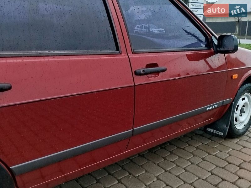 Хэтчбек ВАЗ / Lada 2109 1997 в Коломые