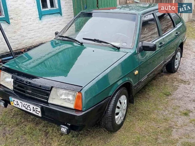 Хэтчбек ВАЗ / Lada 2109 1997 в Зенькове фото Хэтчбек ВАЗ / Lada 2109 1997 в Зенькове