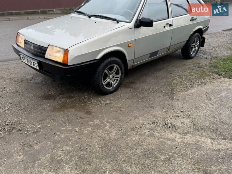 Хэтчбек ВАЗ / Lada 2109 2008 в Богородчанах