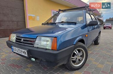 Хэтчбек ВАЗ 2109 2001 в Краснограде