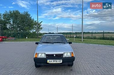 Хэтчбек ВАЗ / Lada 2109 2005 в Броварах