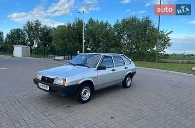 Хэтчбек ВАЗ / Lada 2109 2005 в Броварах