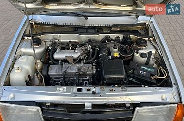 Хэтчбек ВАЗ / Lada 2109 2005 в Броварах