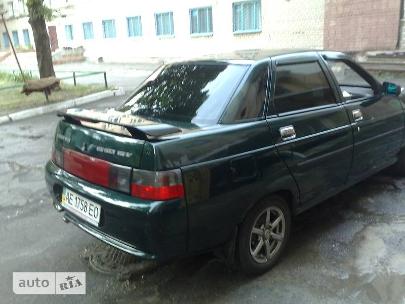 Седан ВАЗ / Lada 2110 2004 в Днепре