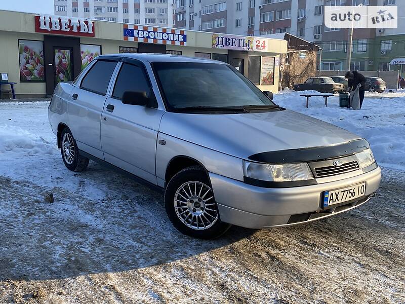 Седан ВАЗ / Lada 2110 2010 в Харькове