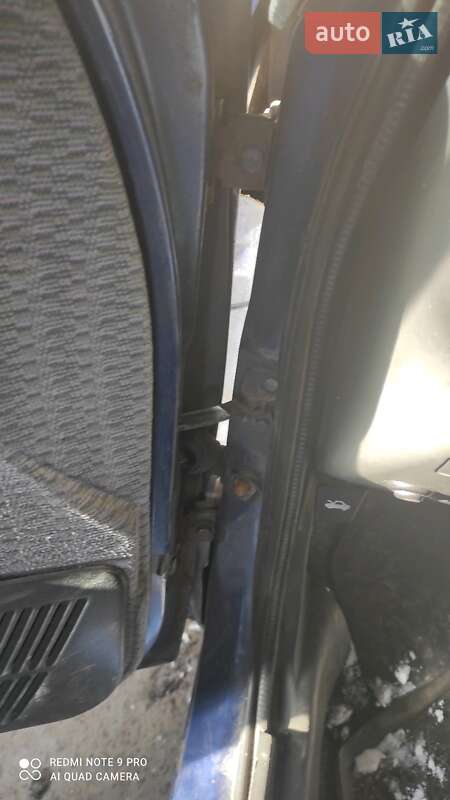 Седан ВАЗ / Lada 2110 2002 в Новомосковську