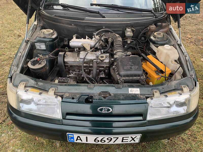 Седан ВАЗ / Lada 2110 2004 в Белой Церкви