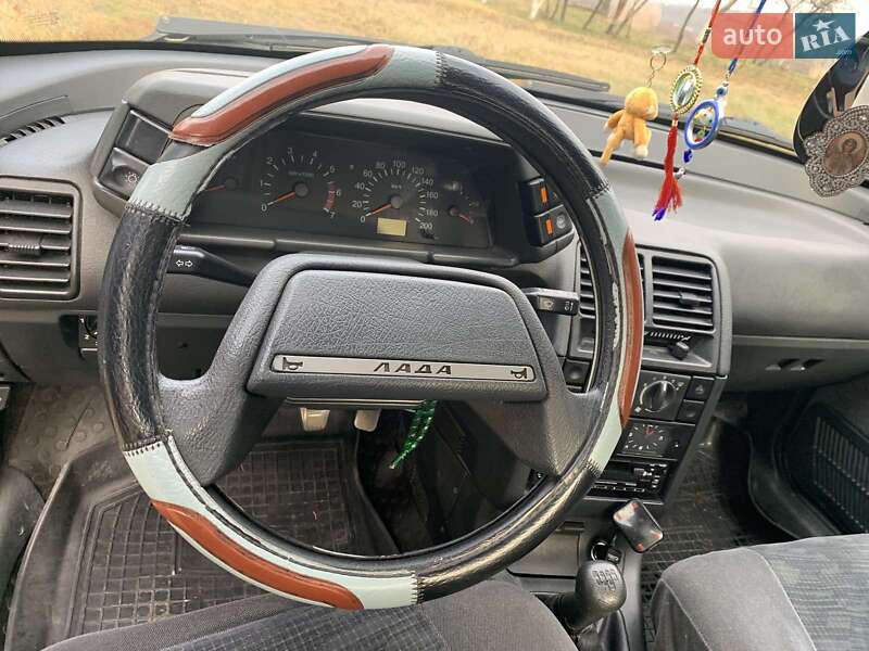 Седан ВАЗ / Lada 2110 2004 в Белой Церкви