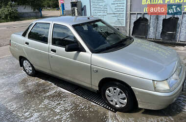 Седан ВАЗ 2110 2005 в 