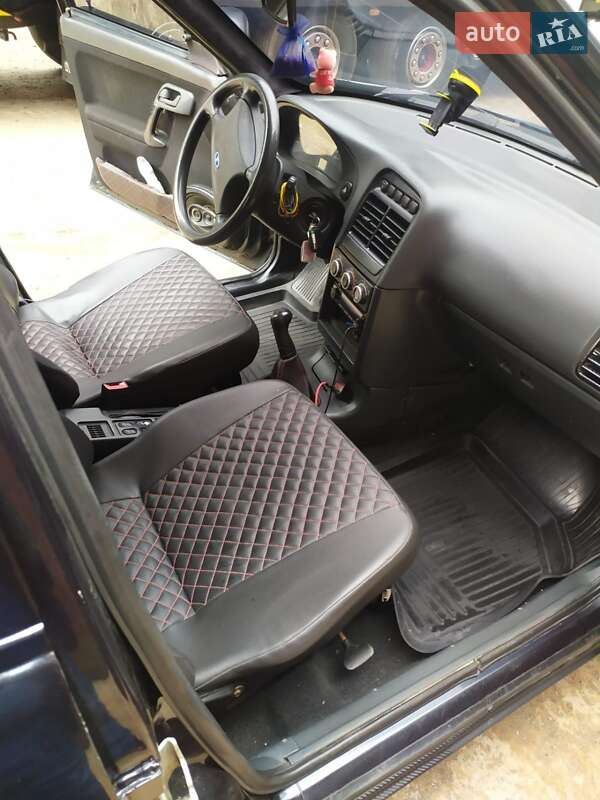 Седан ВАЗ / Lada 2110 2011 в Днепре