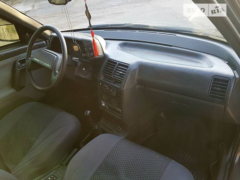 Седан ВАЗ / Lada 2110 2006 в Запорожье