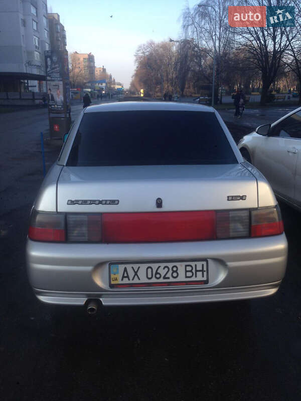Хэтчбек ВАЗ / Lada 2110 2006 в Харькове